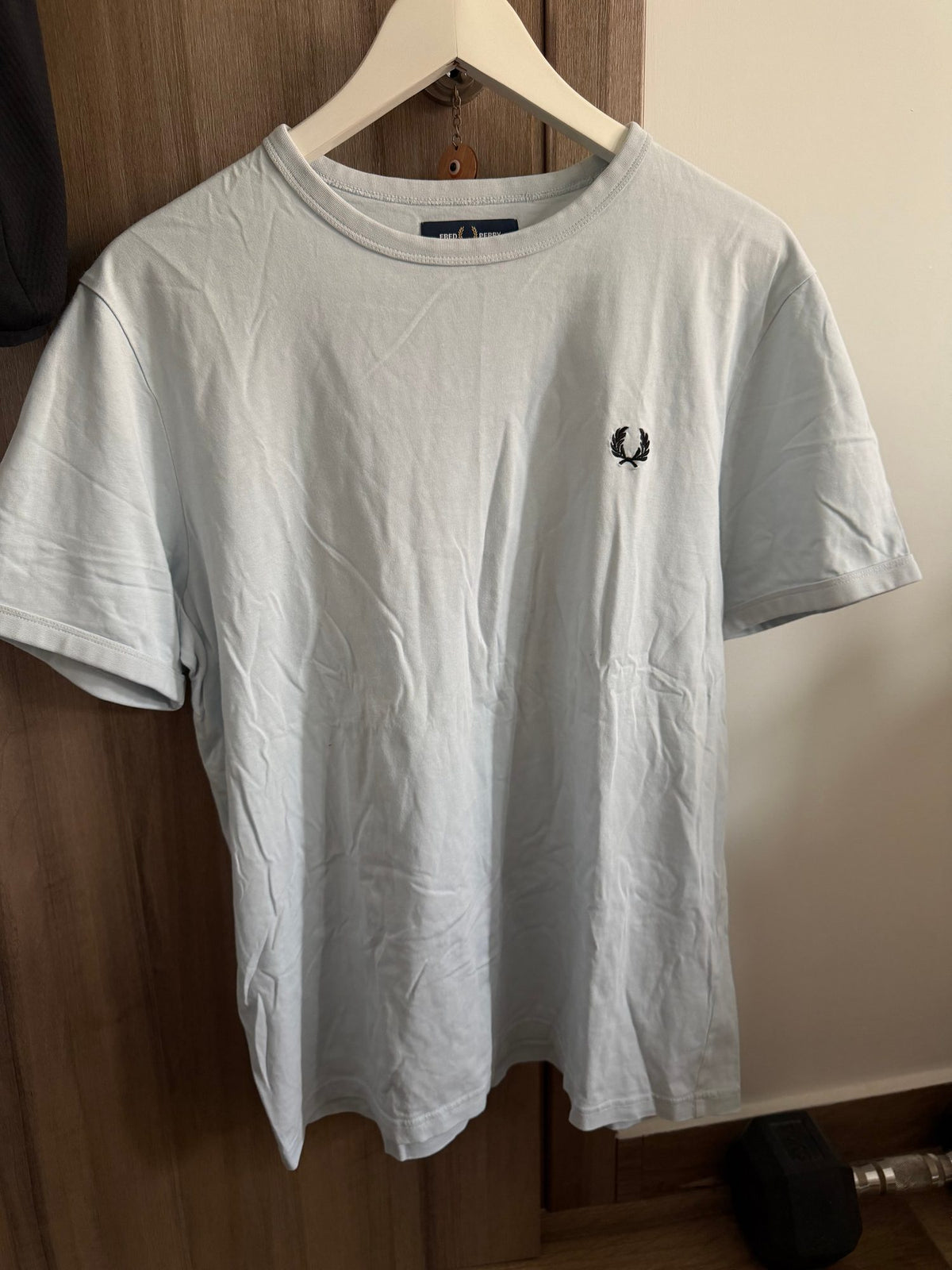 Μπλούζα Fred Perry γαλάζια, μπροστινή όψη, άριστη κατάσταση