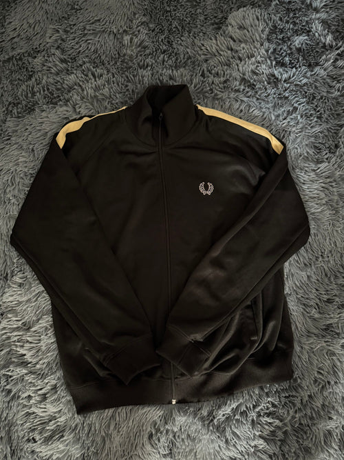 Ζακέτα φόρμας Fred Perry μαύρη, μπροστινή όψη, άριστη κατάσταση