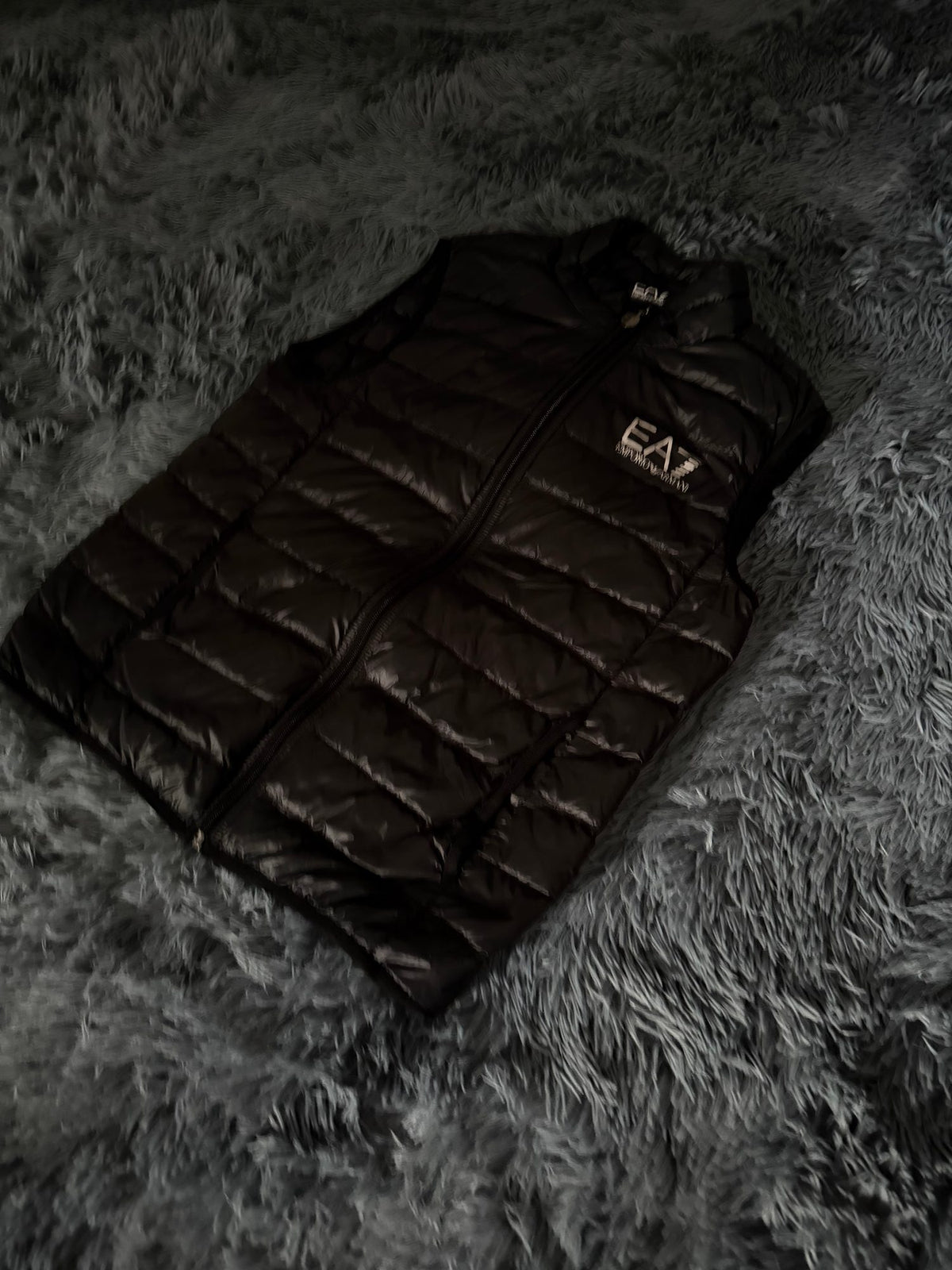 Αμάνικο EA7 μπουφάν puffer Emporio Armani μαύρο, φωτογραφία 3