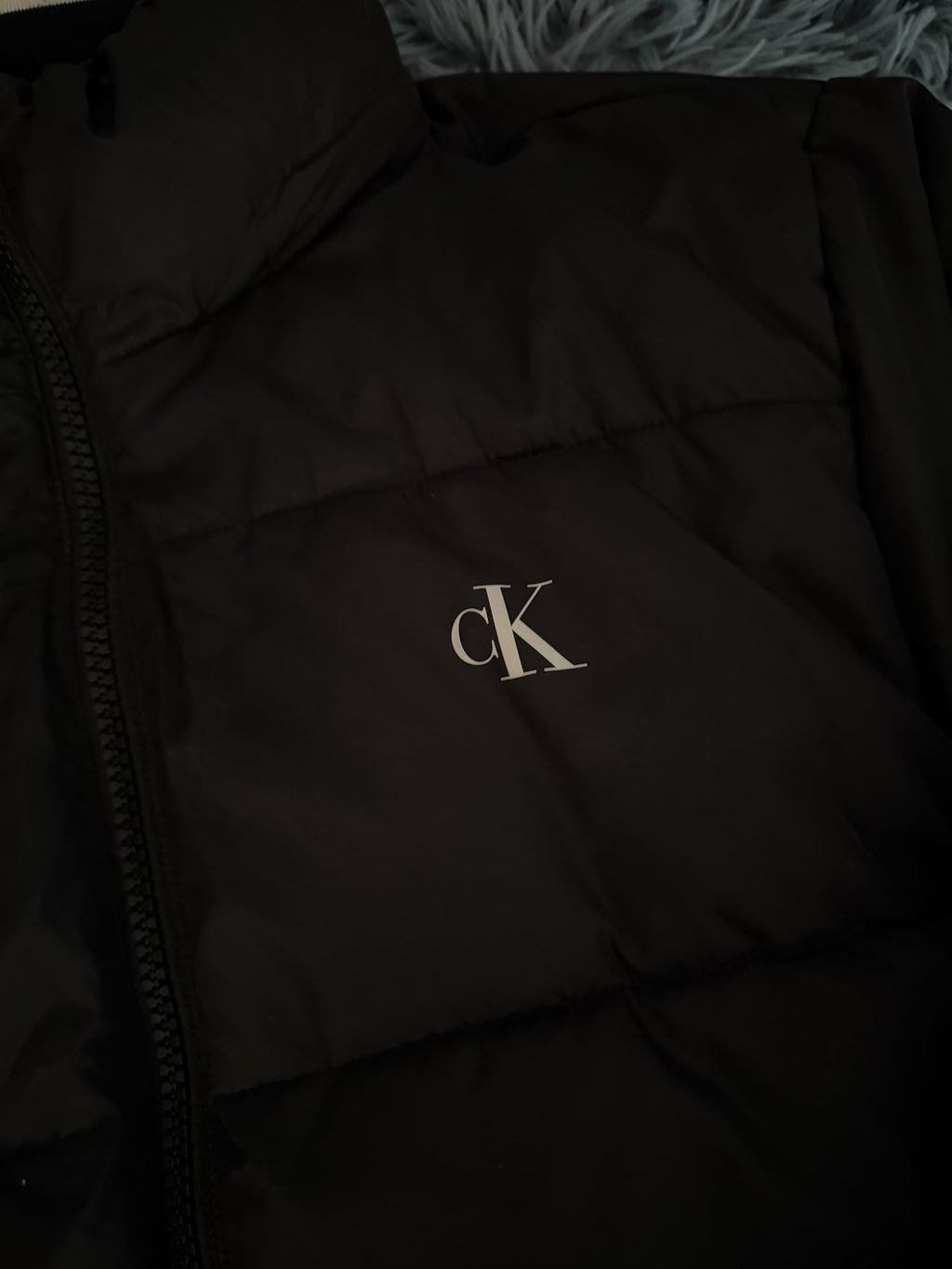 Μπουφάν puffer Calvin Klein Jeans μαύρο, φωτογραφία 4