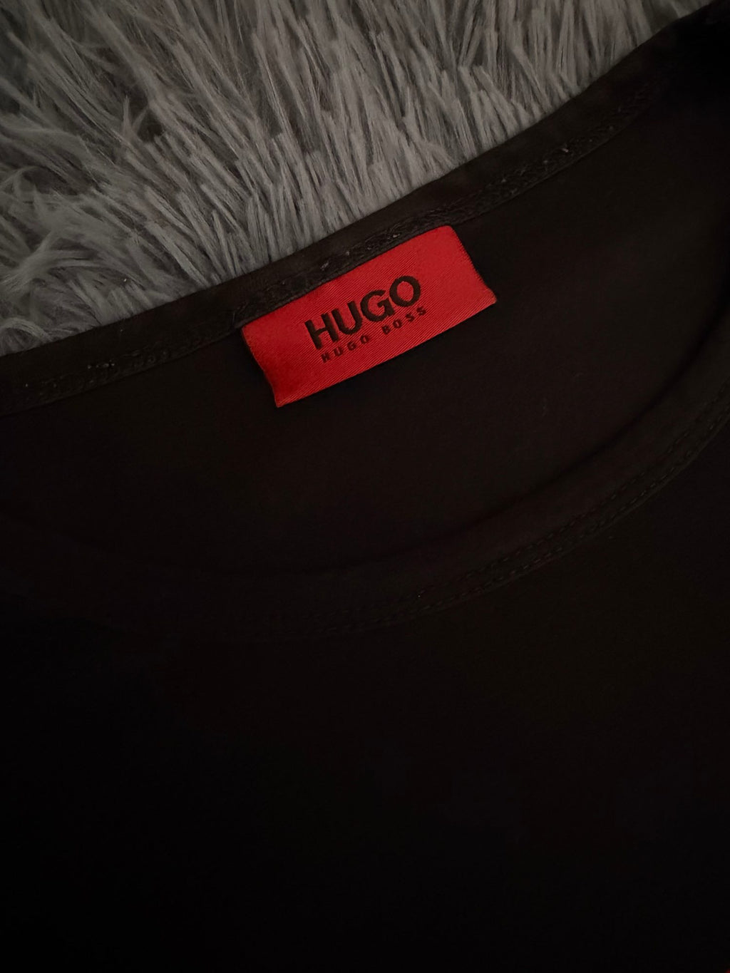 Μπλούζα Hugo Boss μαύρη, φωτογραφία 4