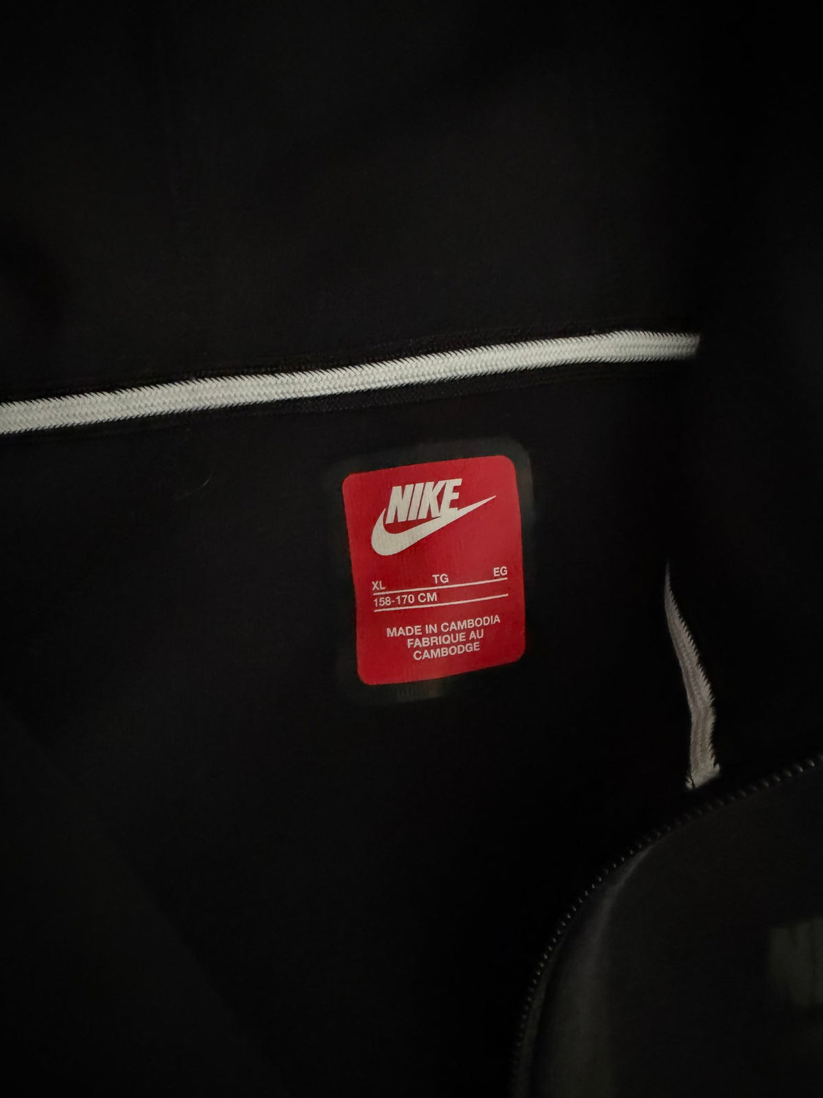 Ζακέτα Nike Tech Fleece μαύρη παιδικό 158-170, φωτογραφία 4