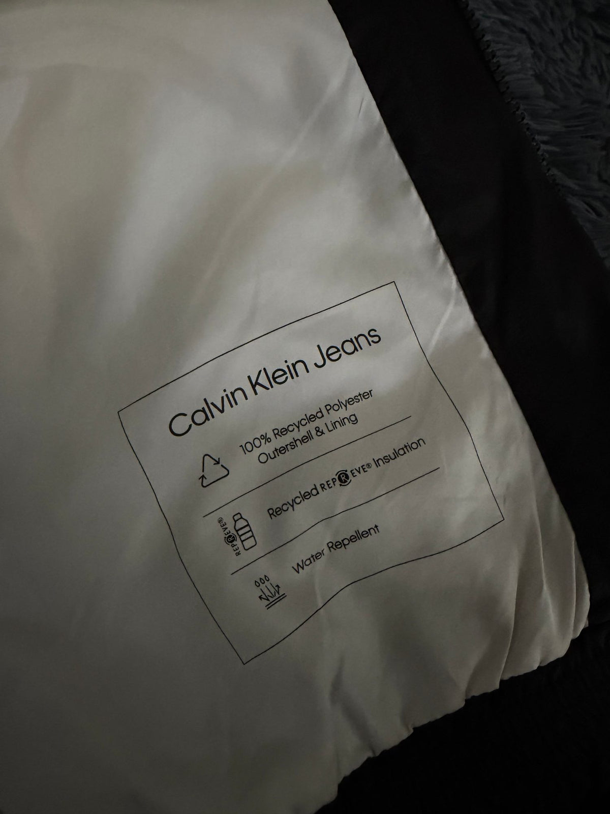 Μπουφάν puffer Calvin Klein Jeans μαύρο, φωτογραφία 7
