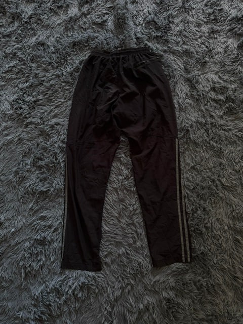 Παντελόνι φόρμας Adidas Originals μαύρο, φωτογραφία 6