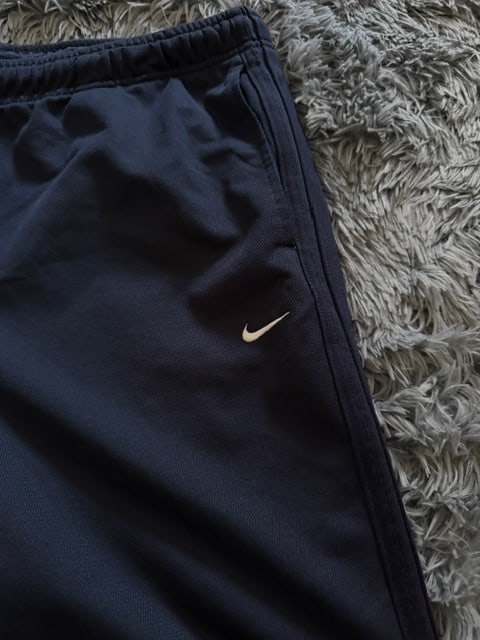 Παντελόνι φόρμας Nike σκούρο μπλε, φωτογραφία 2