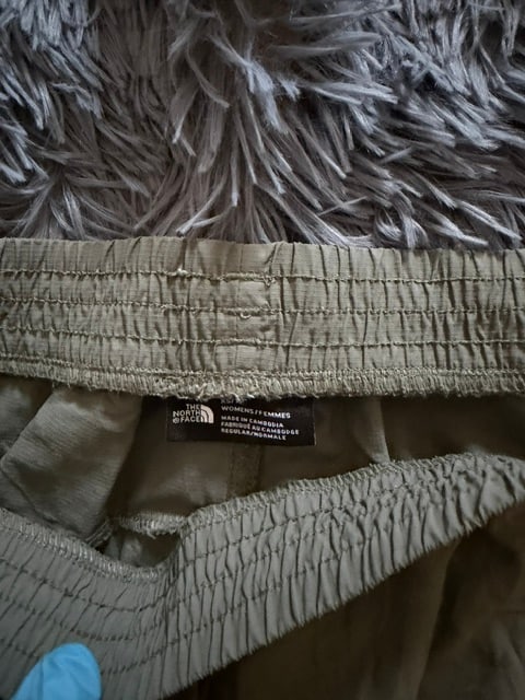 Παντελόνι cargo The North Face χακί, φωτογραφία 3